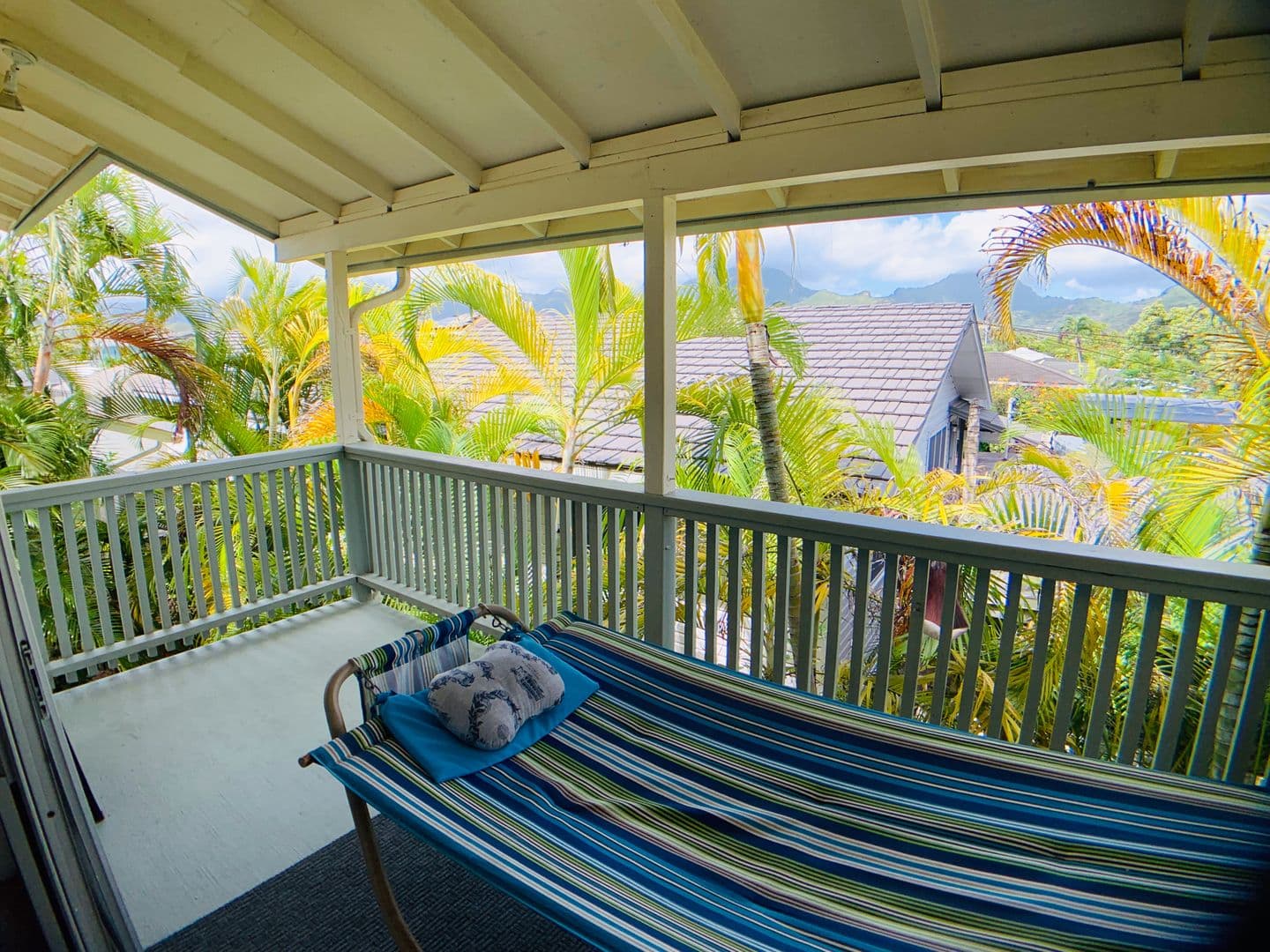 Kailua House: 345 B1 Kalama St.