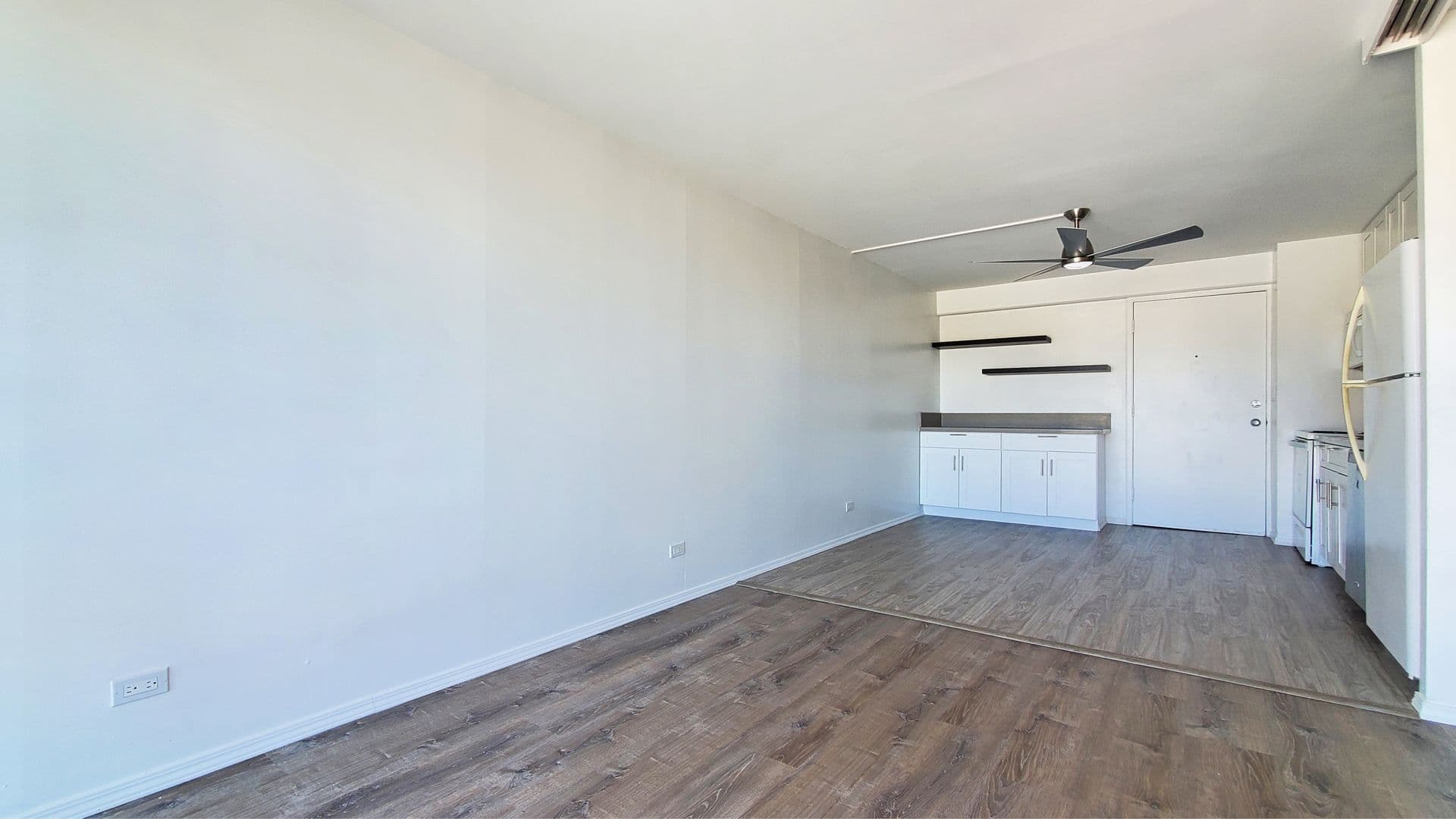 Honolulu Condo: 1655 Makaloa St. #2101