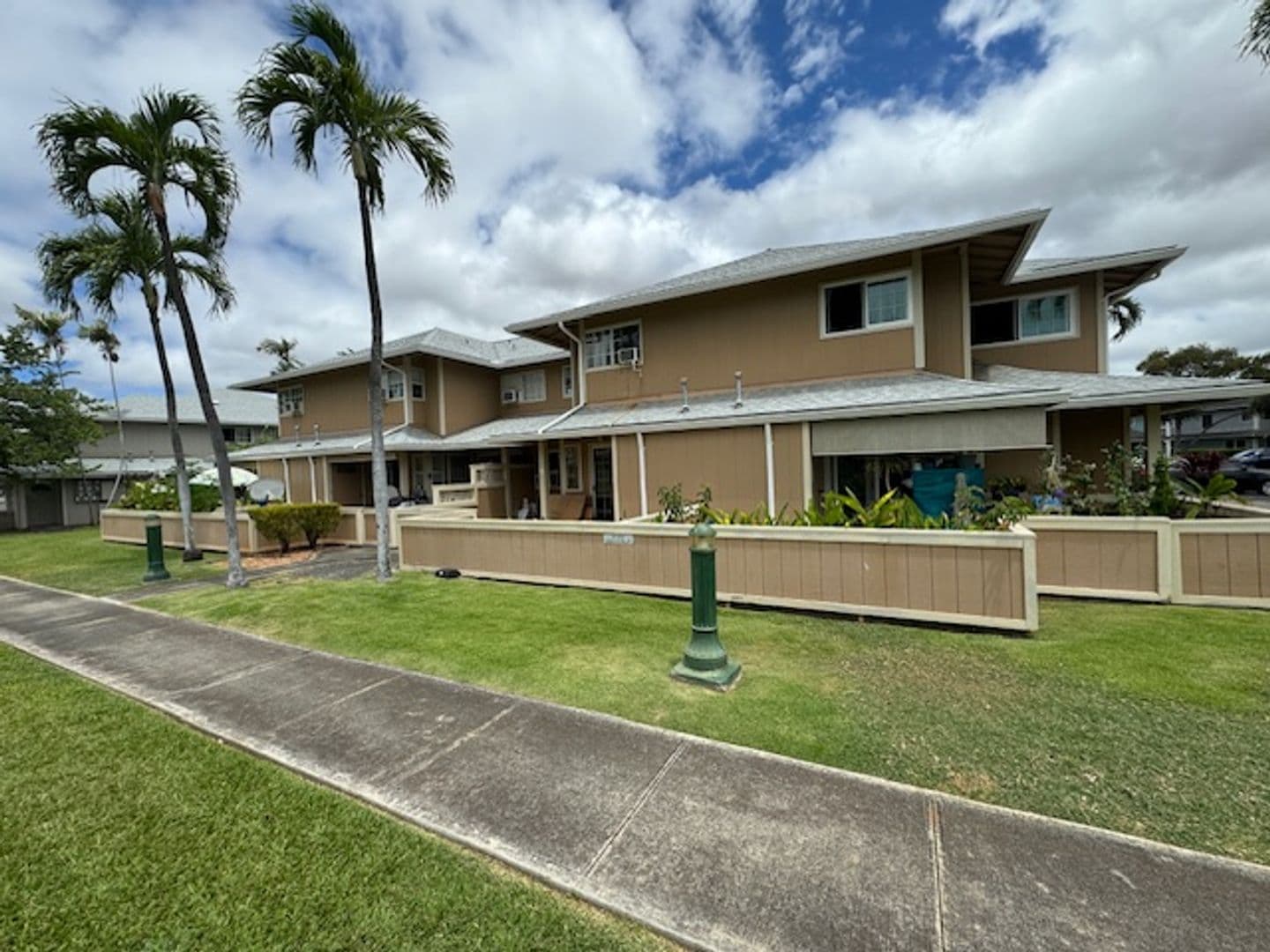 Ewa Beach Townhome: 91-1010B Makaaloa St. #4B