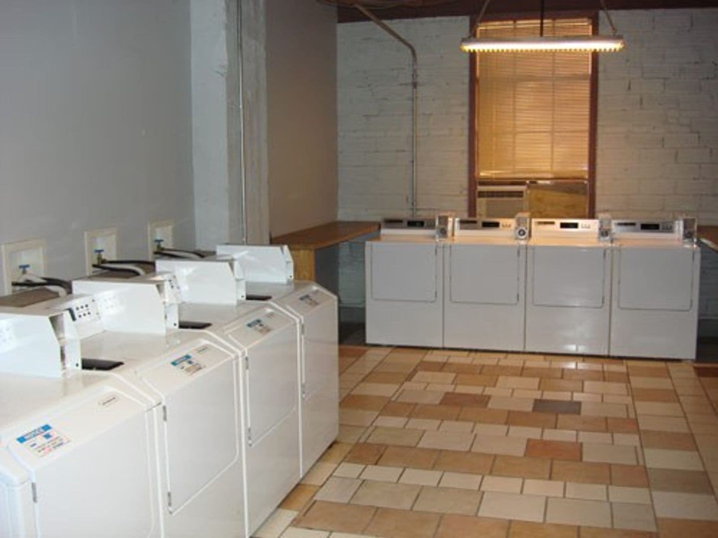 Birmingham Apartment: 2124 Highland Ave South