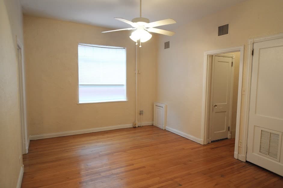 Birmingham Apartment: 2124 Highland Ave South
