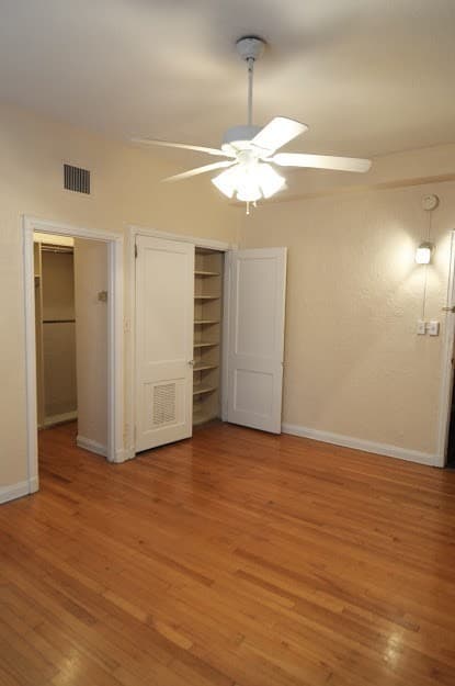 Birmingham Apartment: 2124 Highland Ave South
