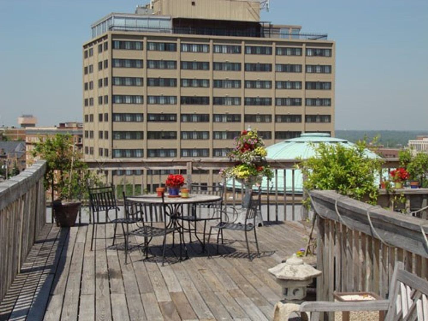Birmingham Apartment: 2124 Highland Ave South