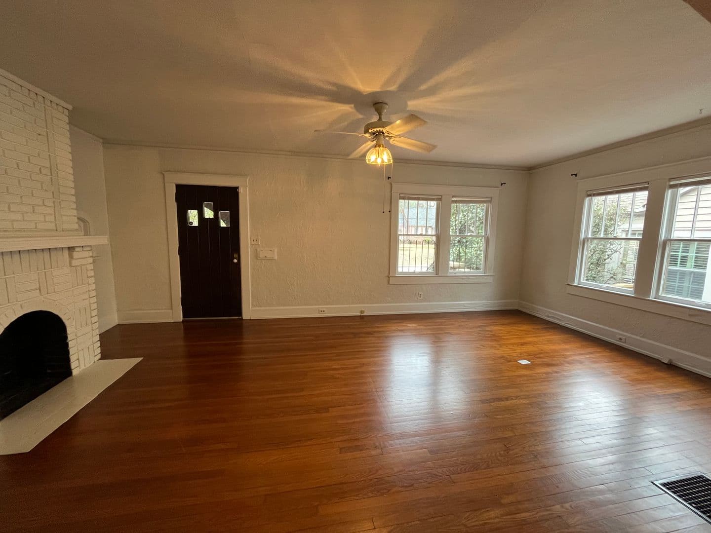 Birmingham Apartment: 2201 21st Avenue South