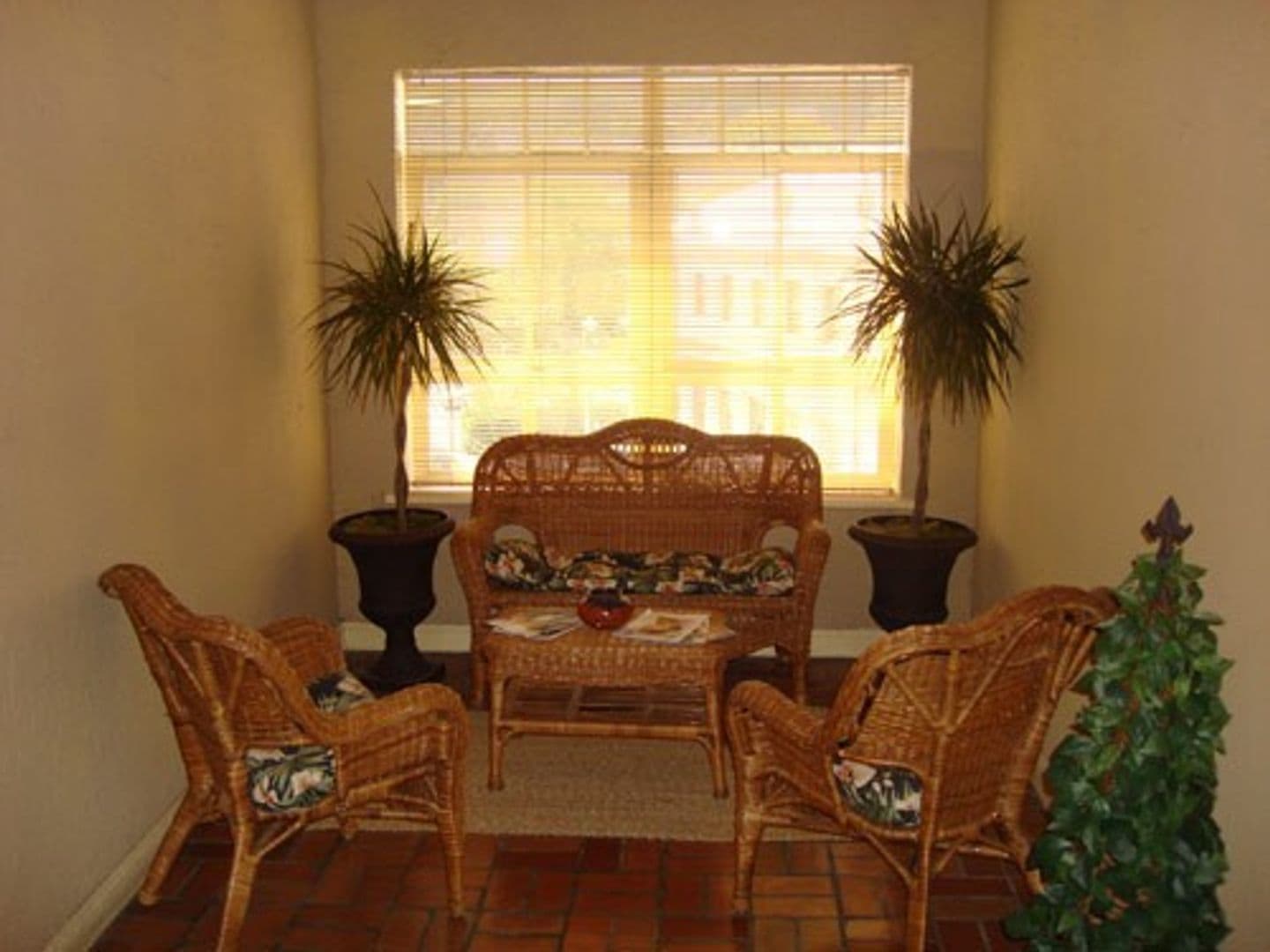 Birmingham Apartment: 2124 Highland Ave South