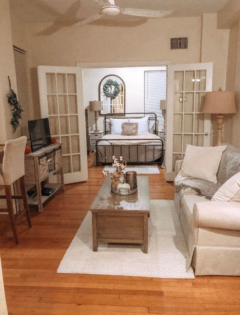 Birmingham Apartment: 2124 Highland Ave South