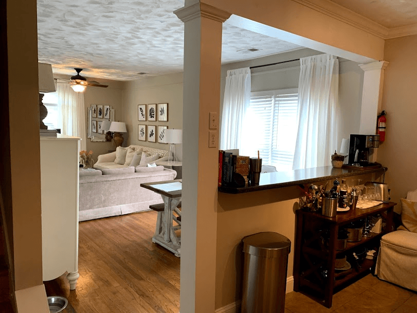 Birmingham Apartment: 2105 English Village Lane