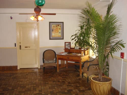Birmingham Apartment: 2124 Highland Ave South