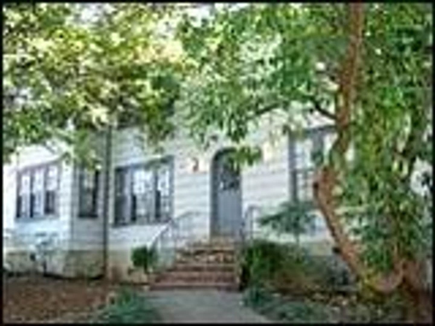 Birmingham Apartment: 3023 13th Ave So.