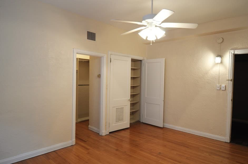 Birmingham Apartment: 2124 Highland Ave South