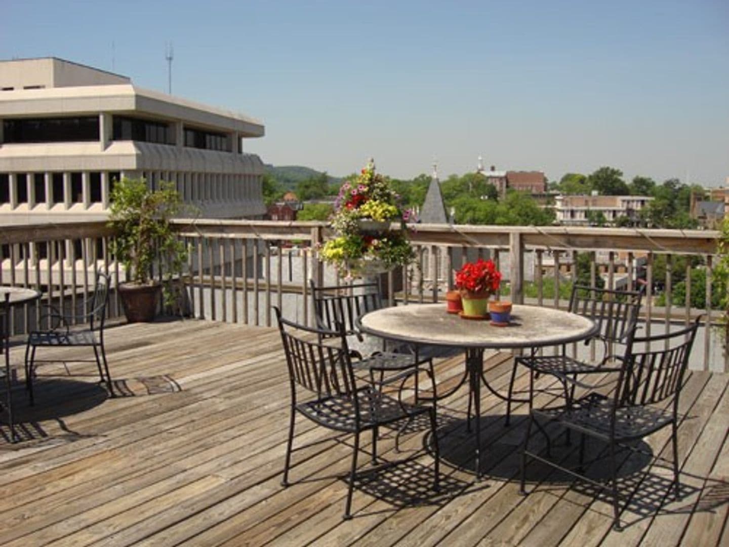 Birmingham Apartment: 2124 Highland Ave South
