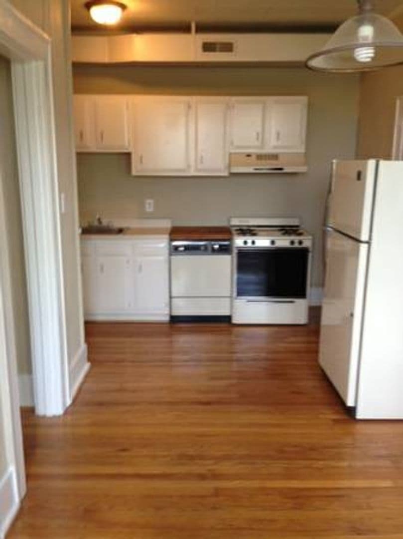 Birmingham Apartment: 1301 19th Street South