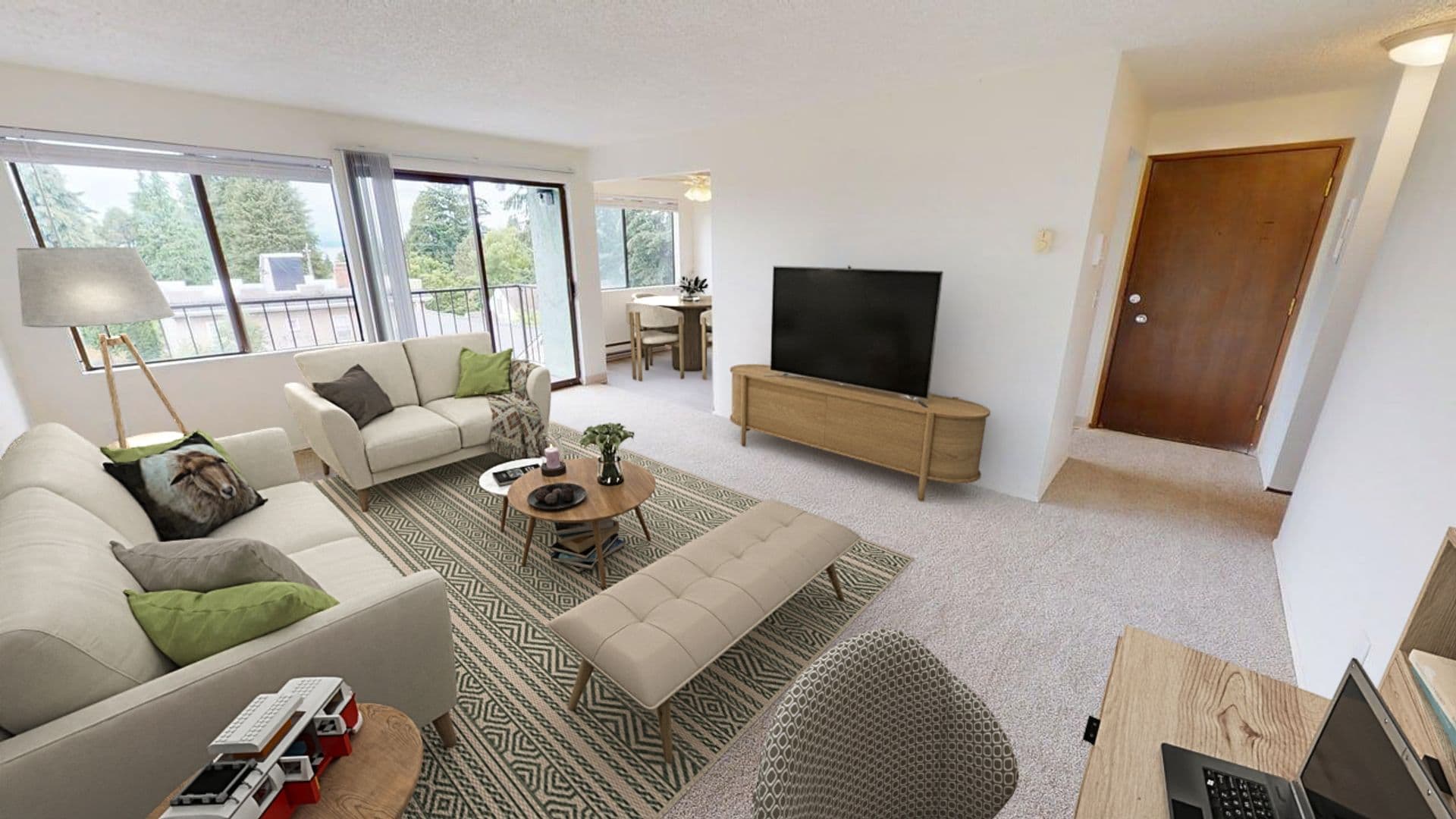 Seattle Apartment: 10725 Greenwood Ave N