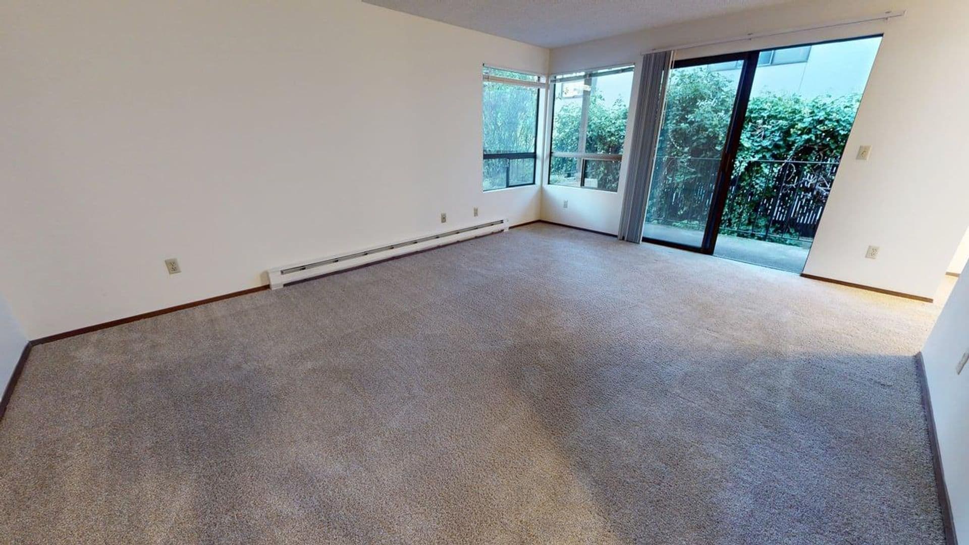 Seattle Apartment: 8409 5th Ave NE