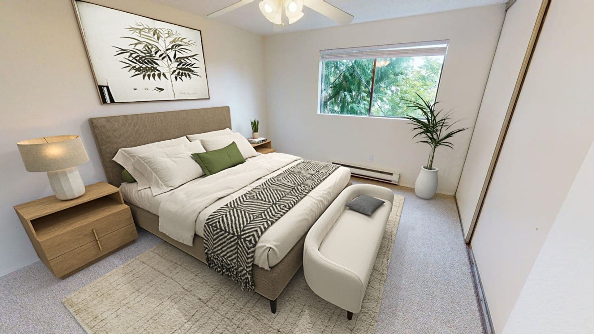 Seattle Apartment: 10725 Greenwood Ave N