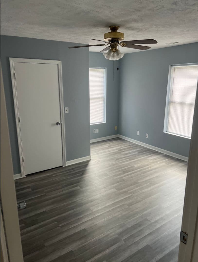 Springfield Apartment: 1007 E. Percy