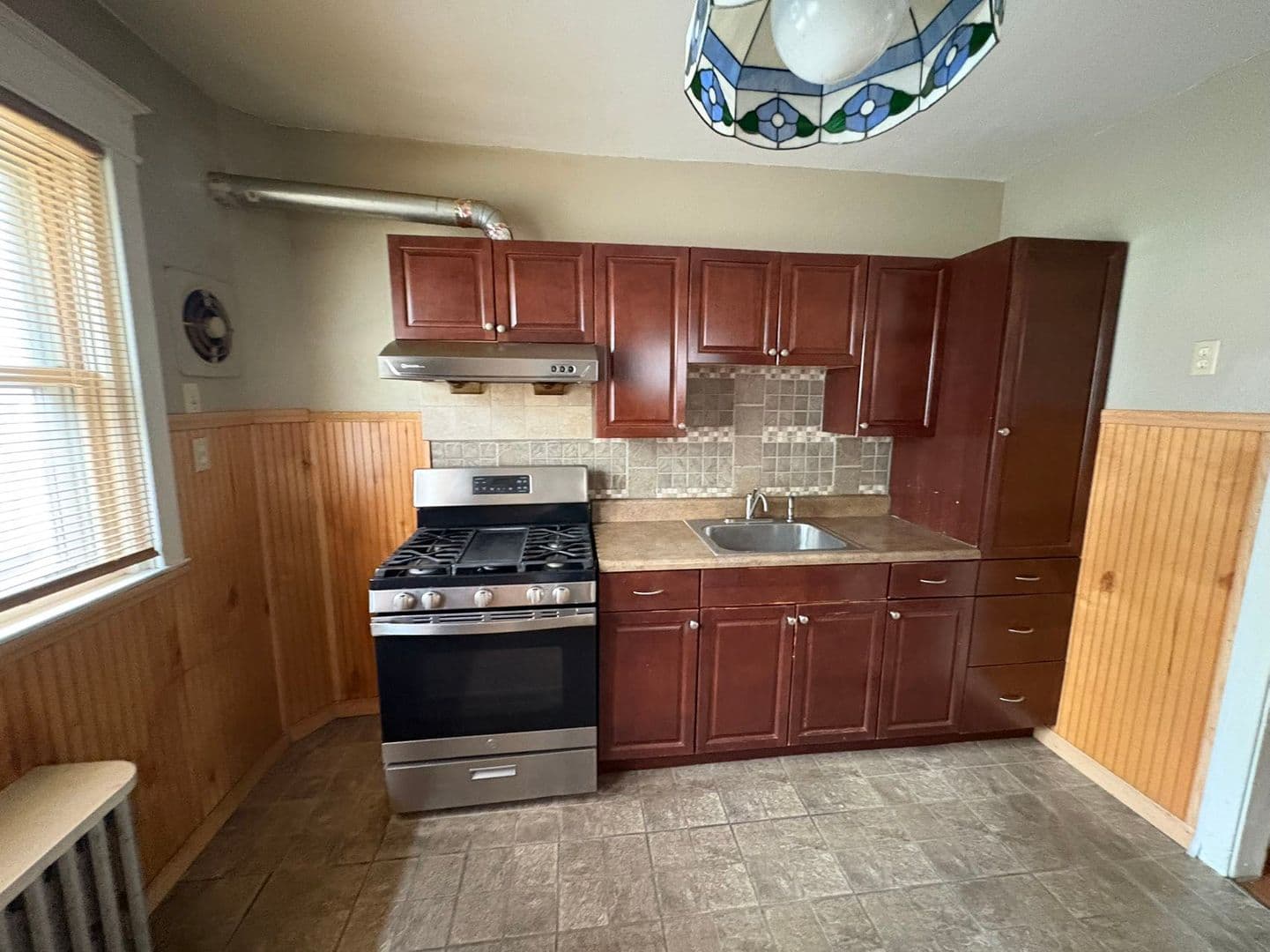 Philadelphia House: 4112 Stirling St.