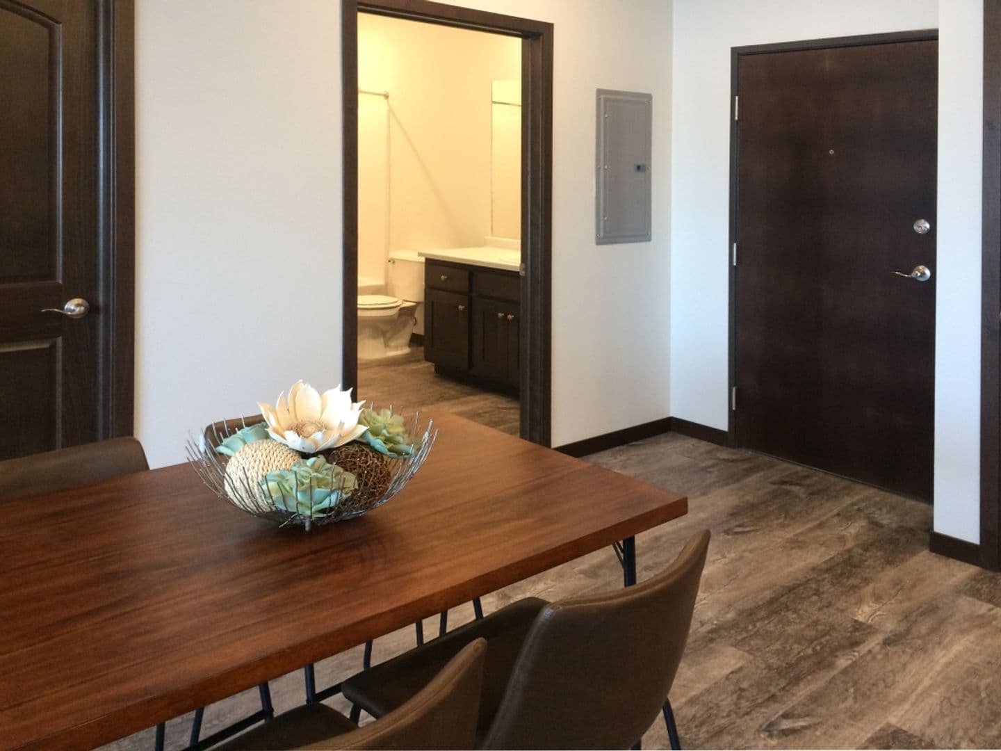 Watertown Apartment: One and Two Willow Creek Apartments
