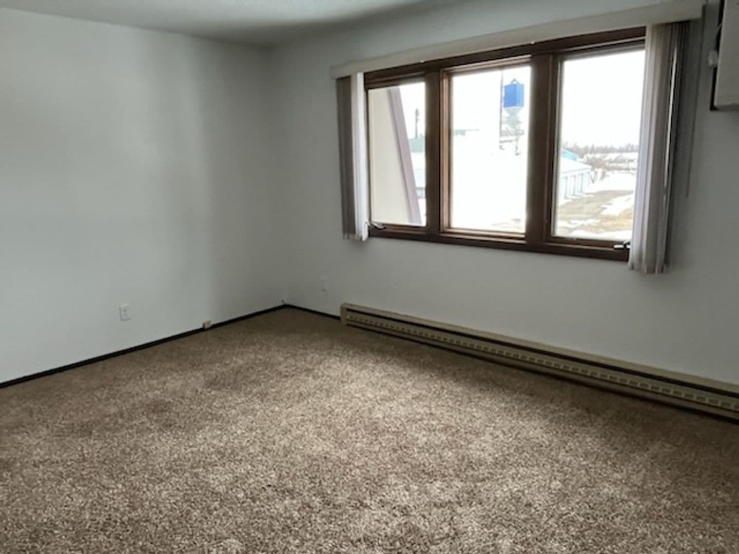Britton Apartment: 902 & 904 9th Street