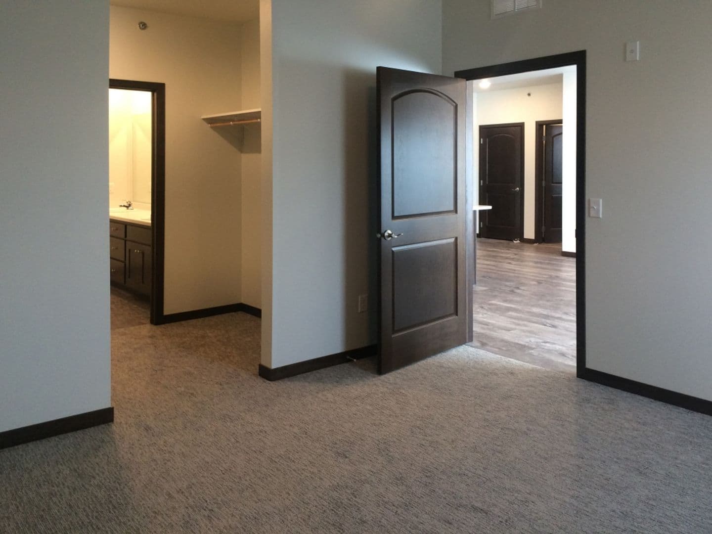 Watertown Apartment: One and Two Willow Creek Apartments
