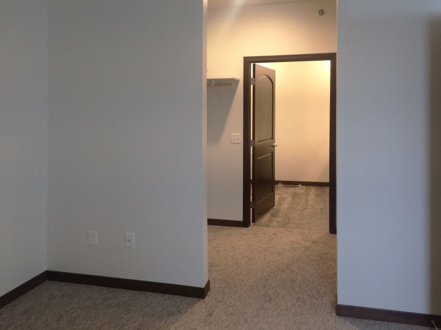 Watertown Apartment: One and Two Willow Creek Apartments