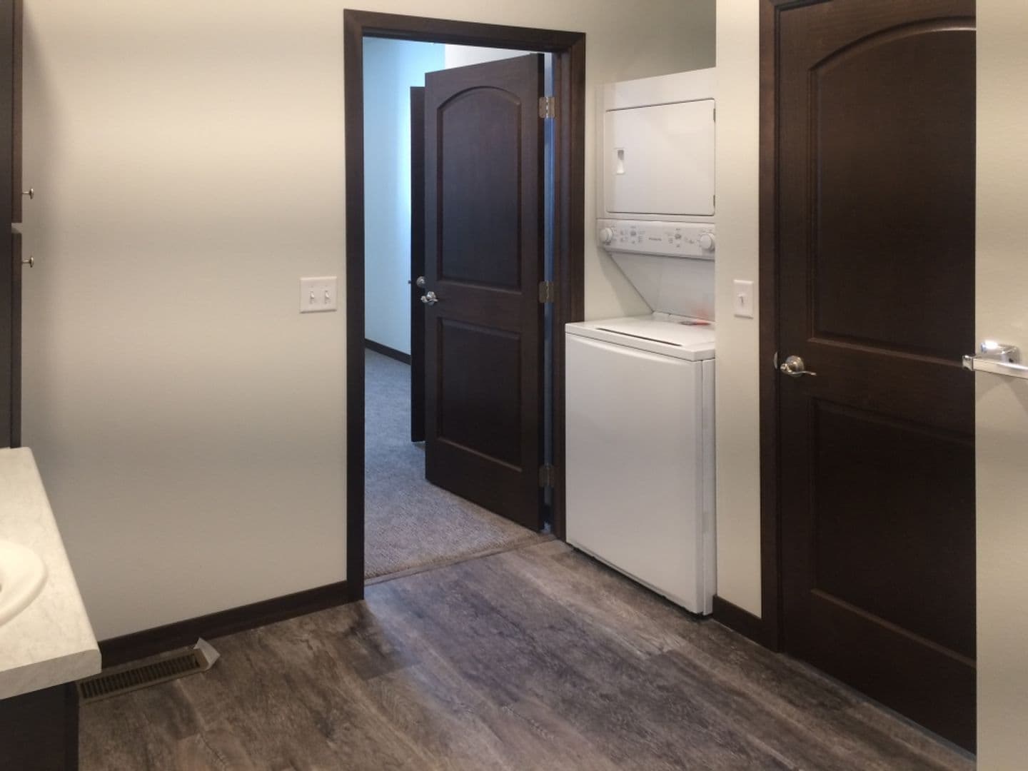 Watertown Apartment: One and Two Willow Creek Apartments