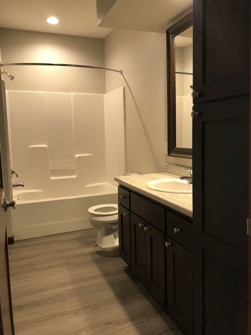 Watertown Apartment: One and Two Willow Creek Apartments