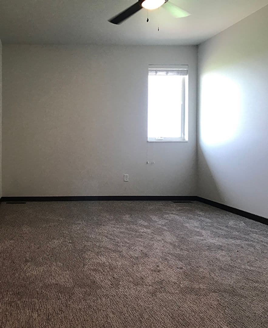 Watertown Apartment: One and Two Willow Creek Apartments