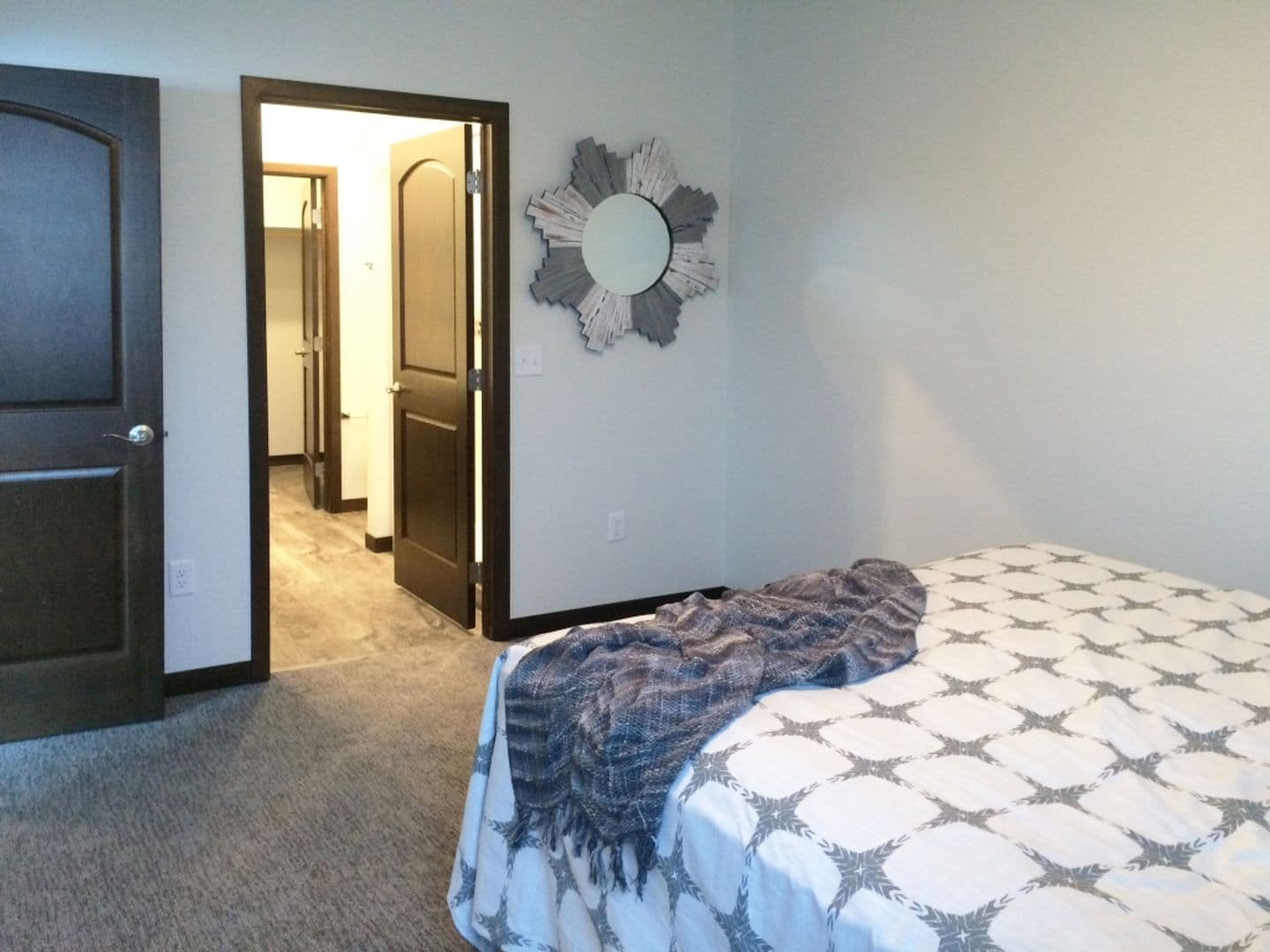 Watertown Apartment: One and Two Willow Creek Apartments