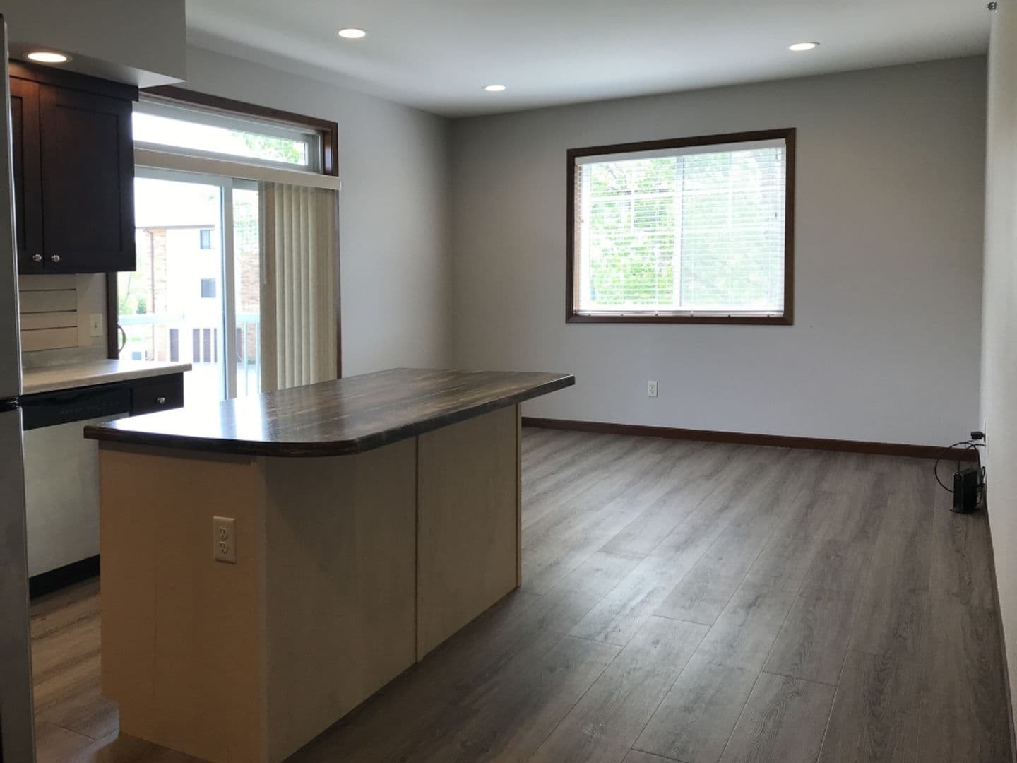 Watertown Apartment: One and Two Willow Creek Apartments