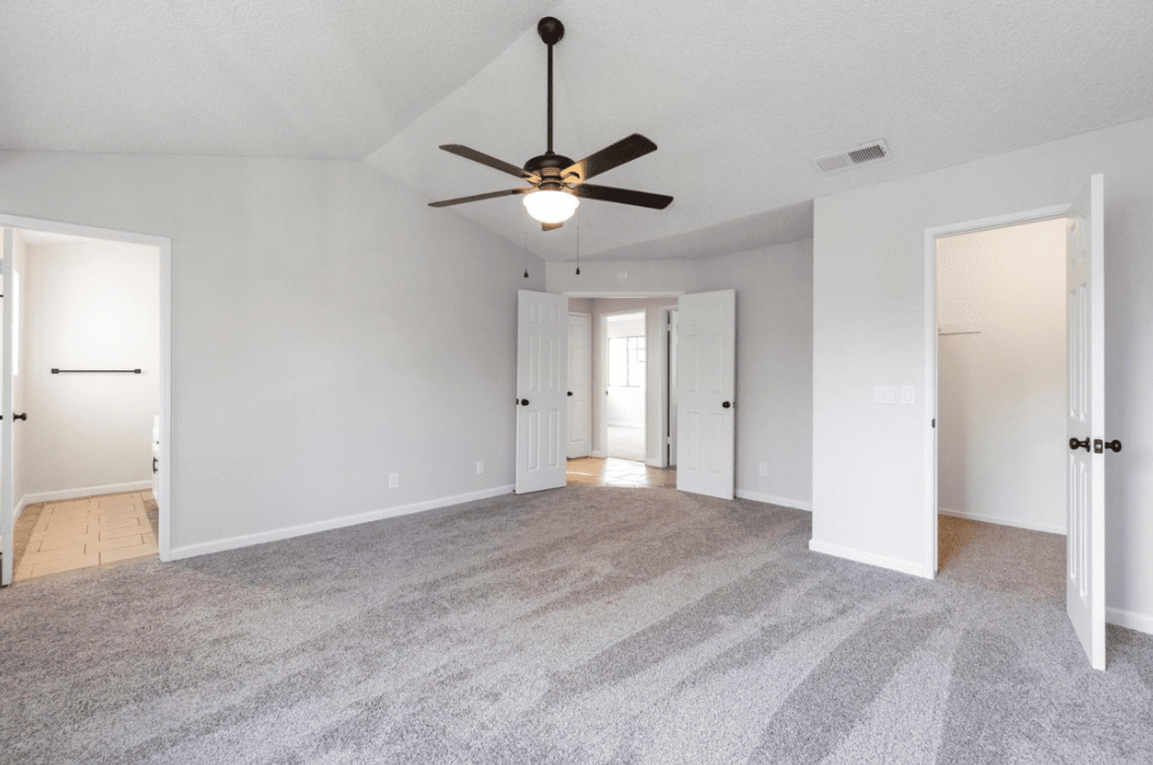 Fresno Condo: 4718 E Alamos Ave