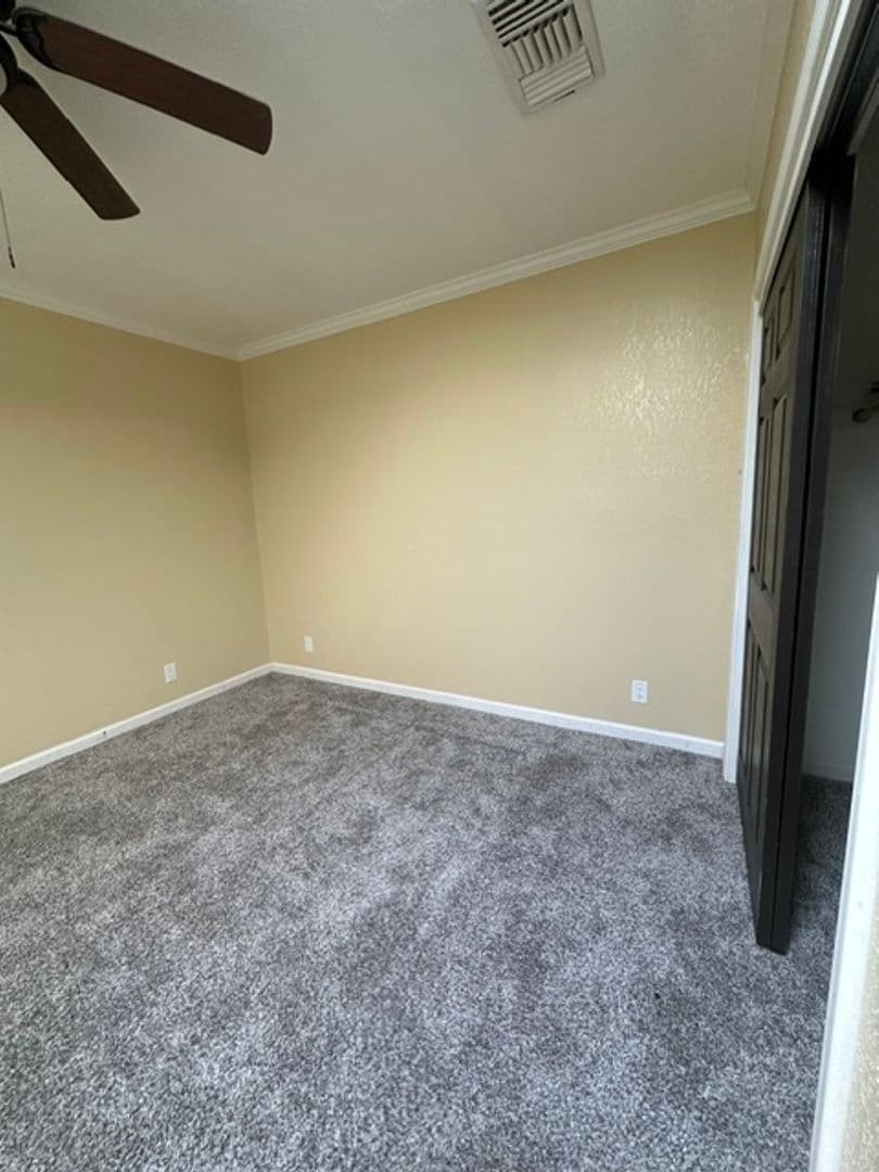 Fresno House: 5763 E Tarpey Dr