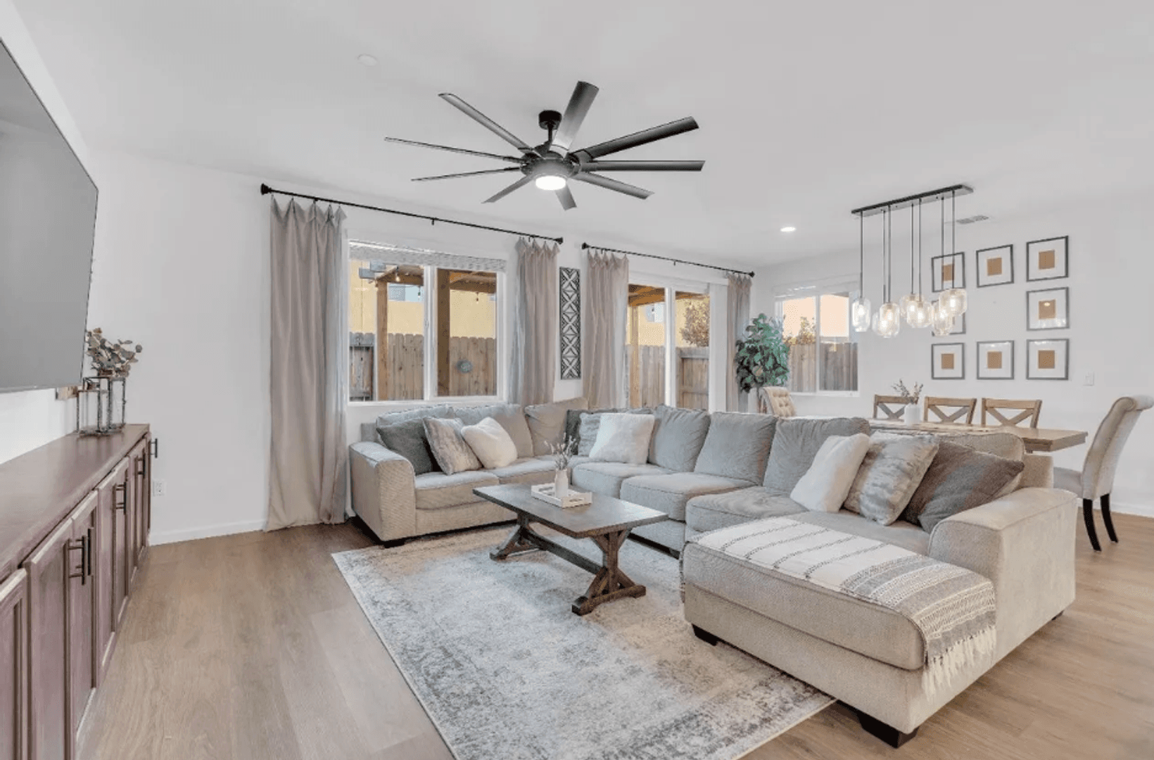 Fresno House: 7399 E Homan Ave