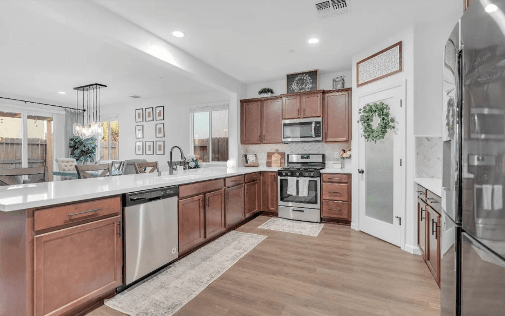 Fresno House: 7399 E Homan Ave