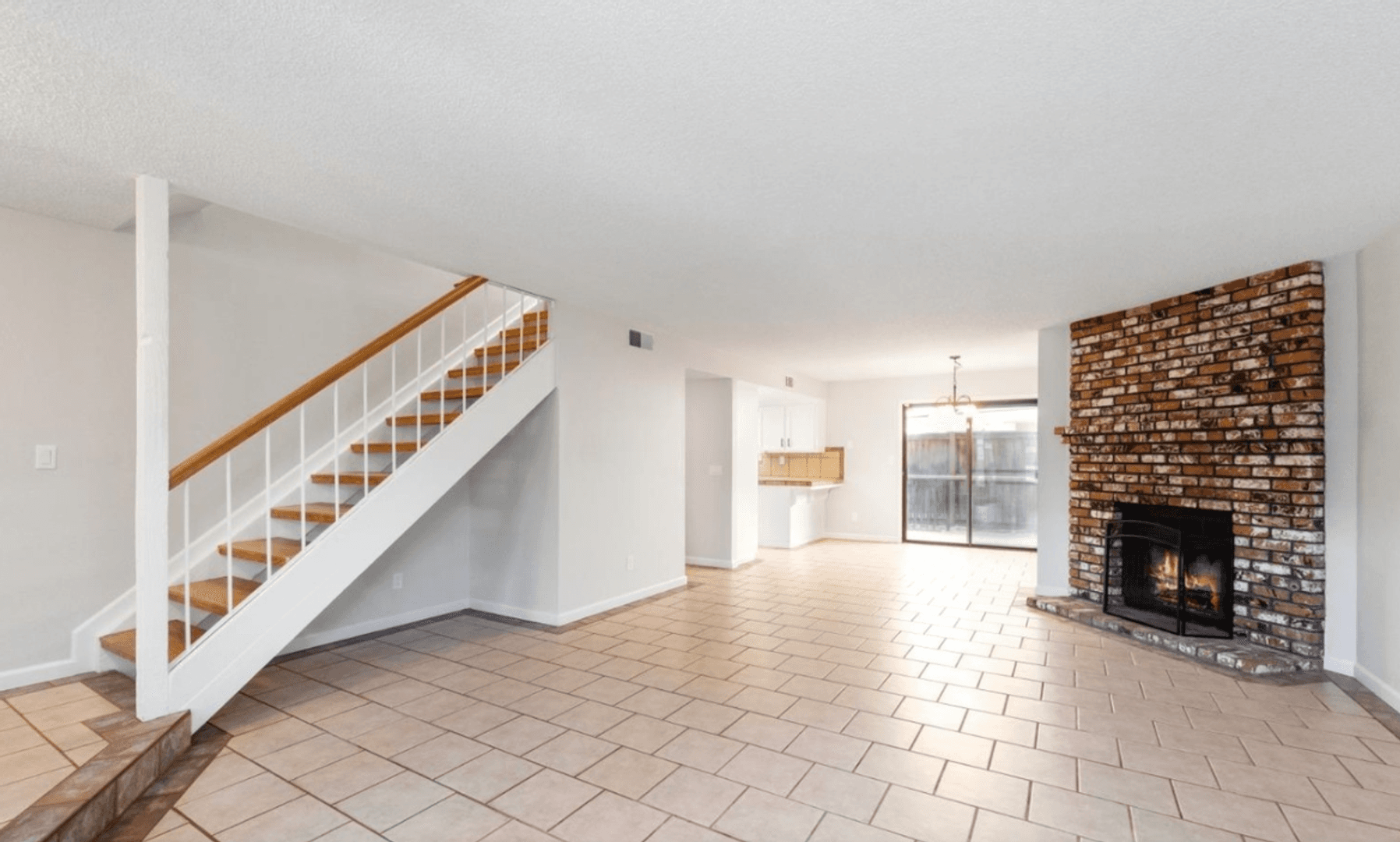 Fresno Condo: 4718 E Alamos Ave