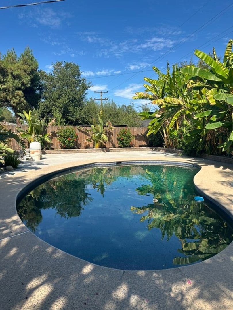 Fresno House: 5763 E Tarpey Dr