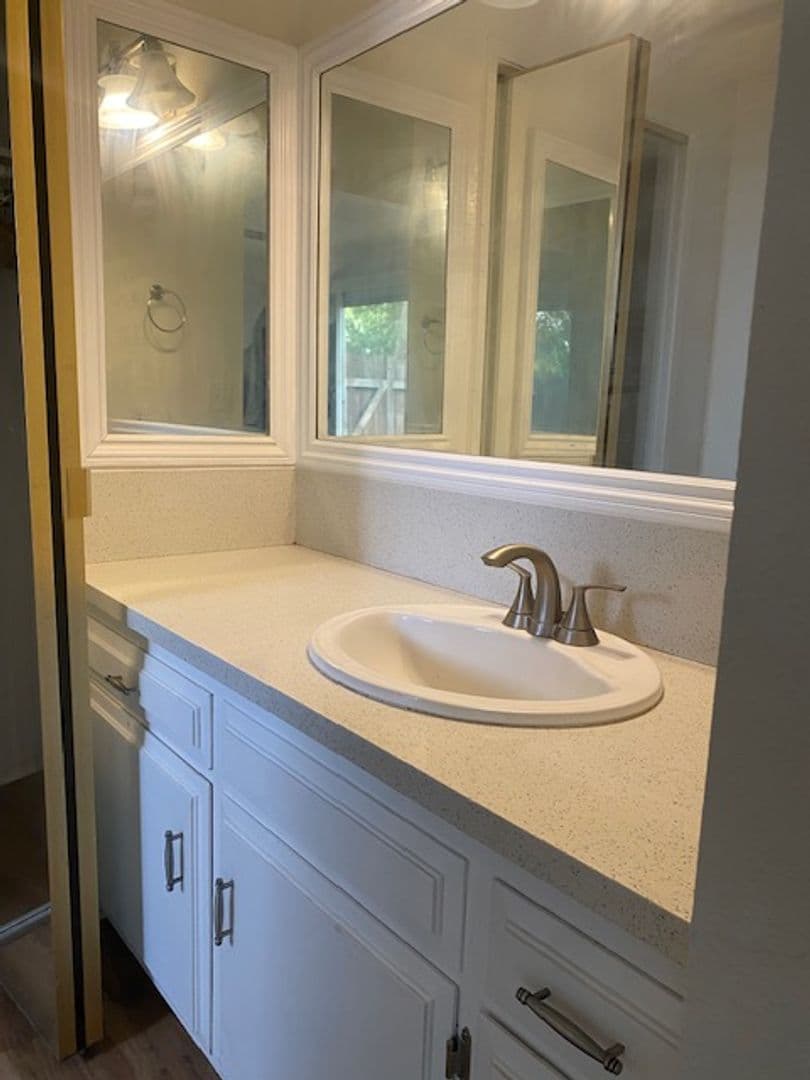Fresno Apartment: Glenn Ave