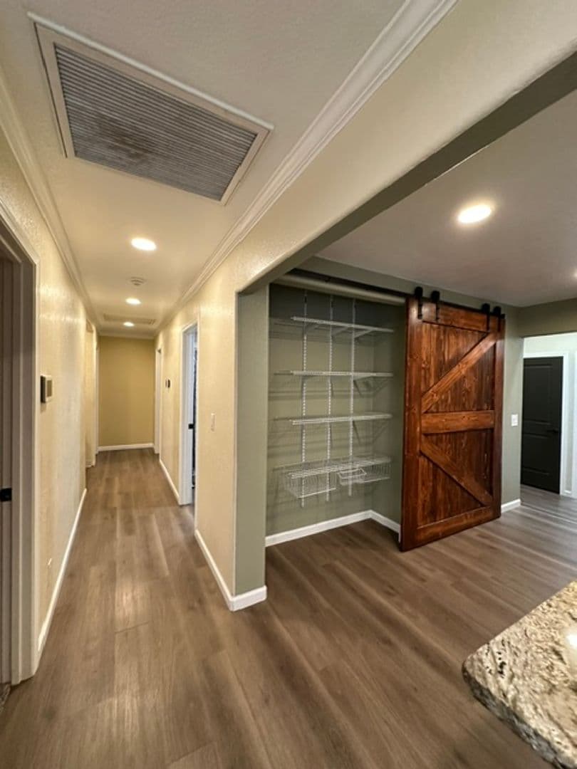 Fresno House: 5763 E Tarpey Dr