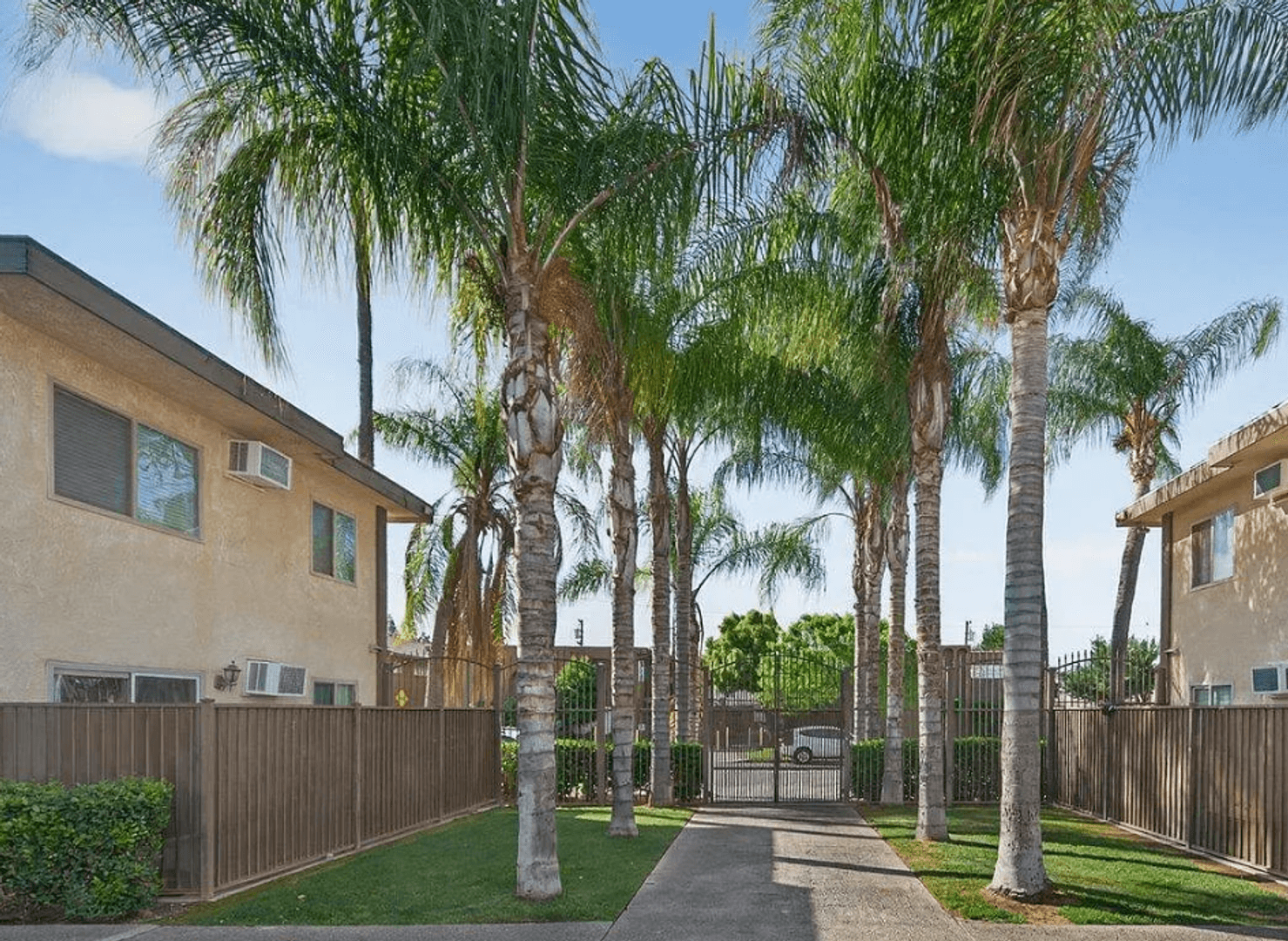 Fresno Apartment: 1340-1348
