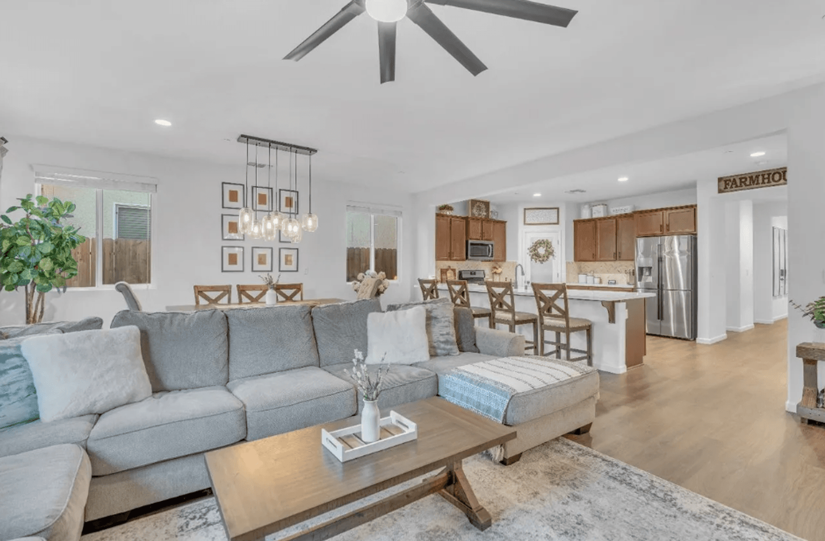 Fresno House: 7399 E Homan Ave