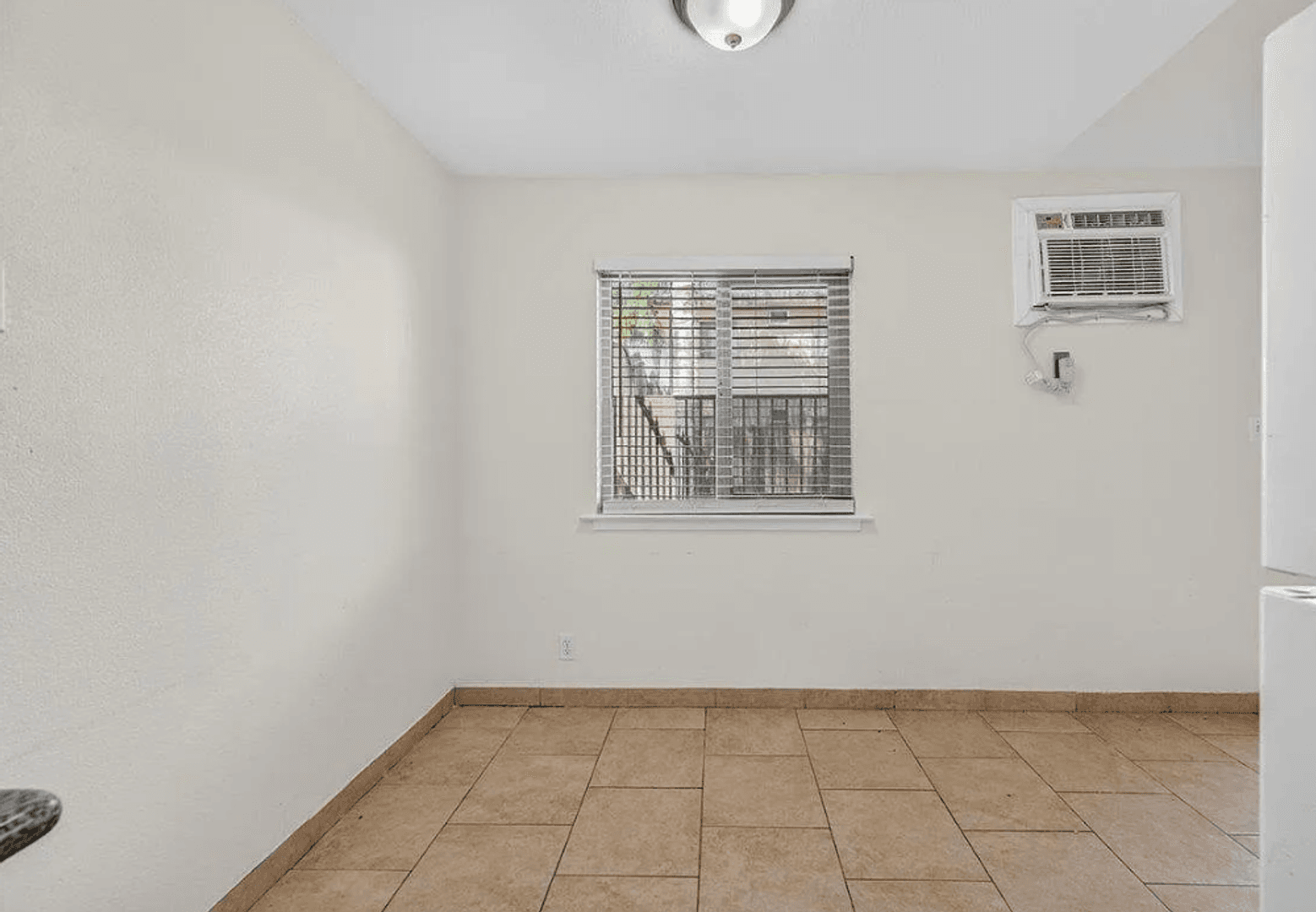 Fresno Apartment: 1340-1348
