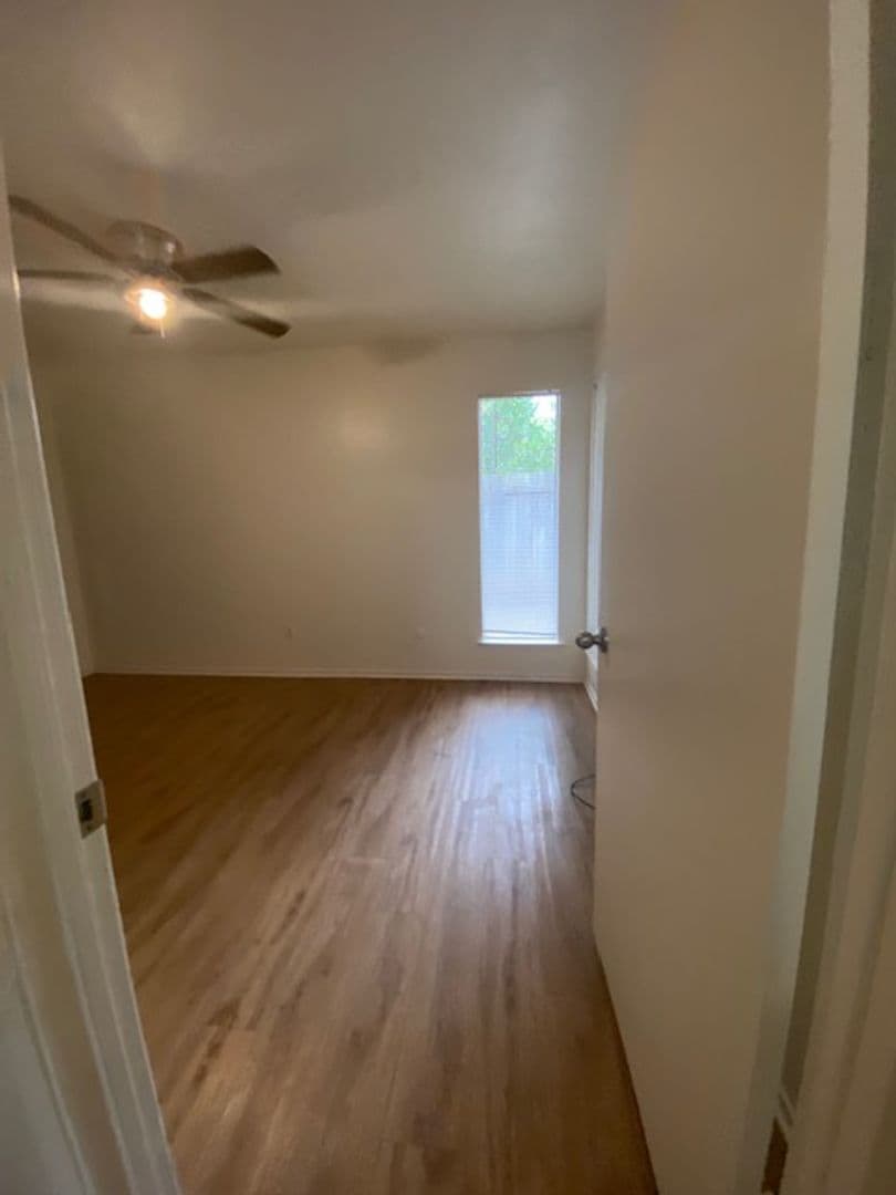 Fresno Apartment: Glenn Ave