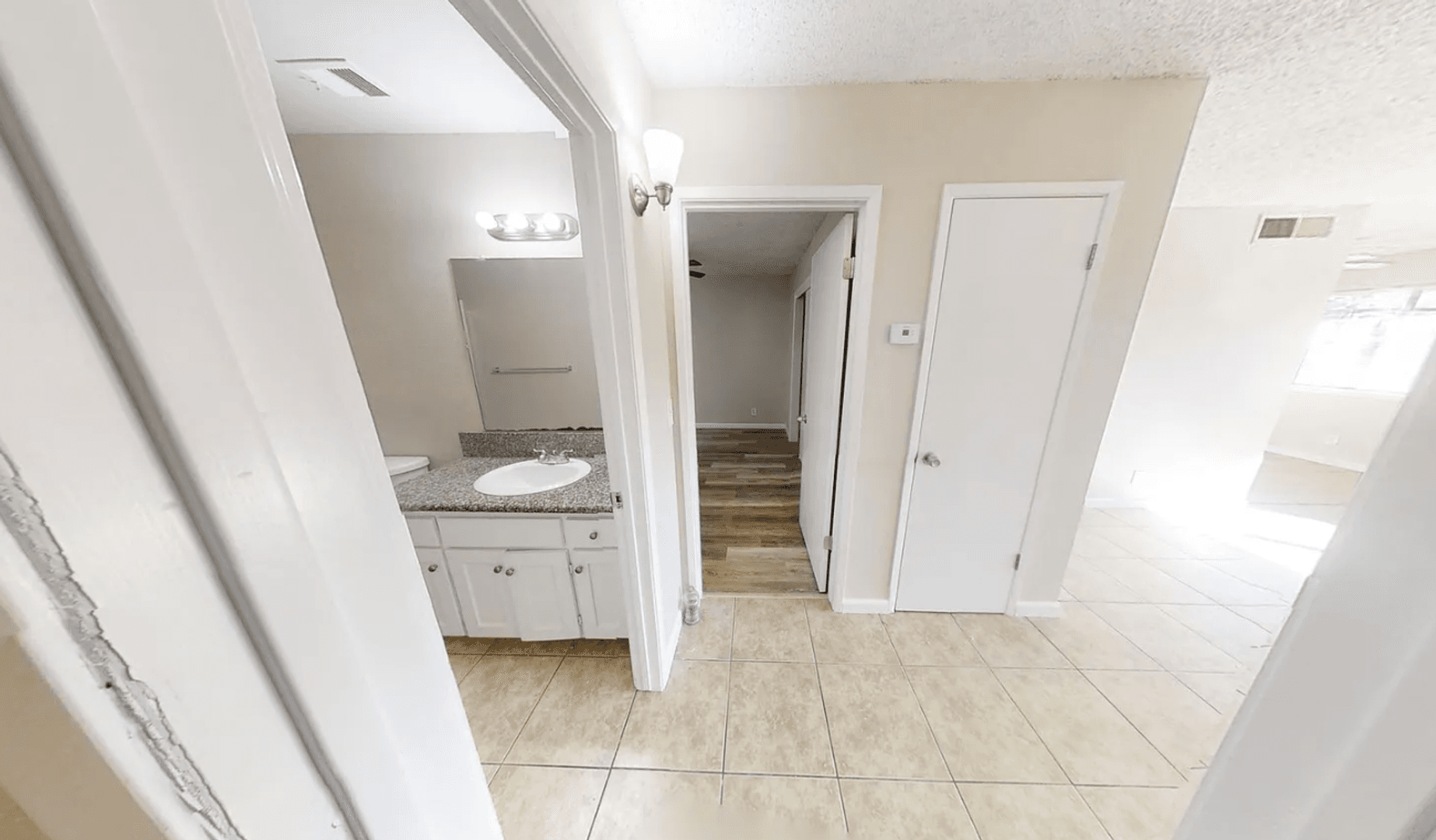 Fresno Apartment: 2025 E Pontiac Way
