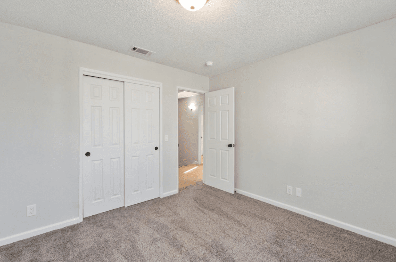 Fresno Condo: 4718 E Alamos Ave