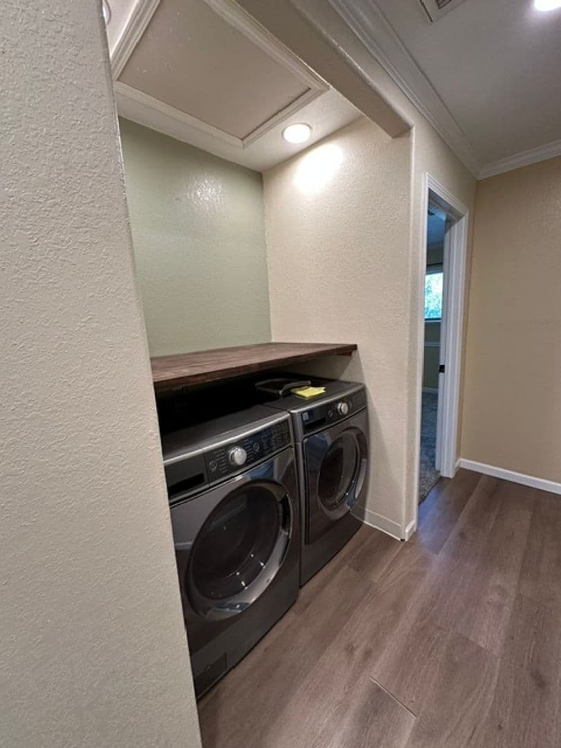 Fresno House: 5763 E Tarpey Dr