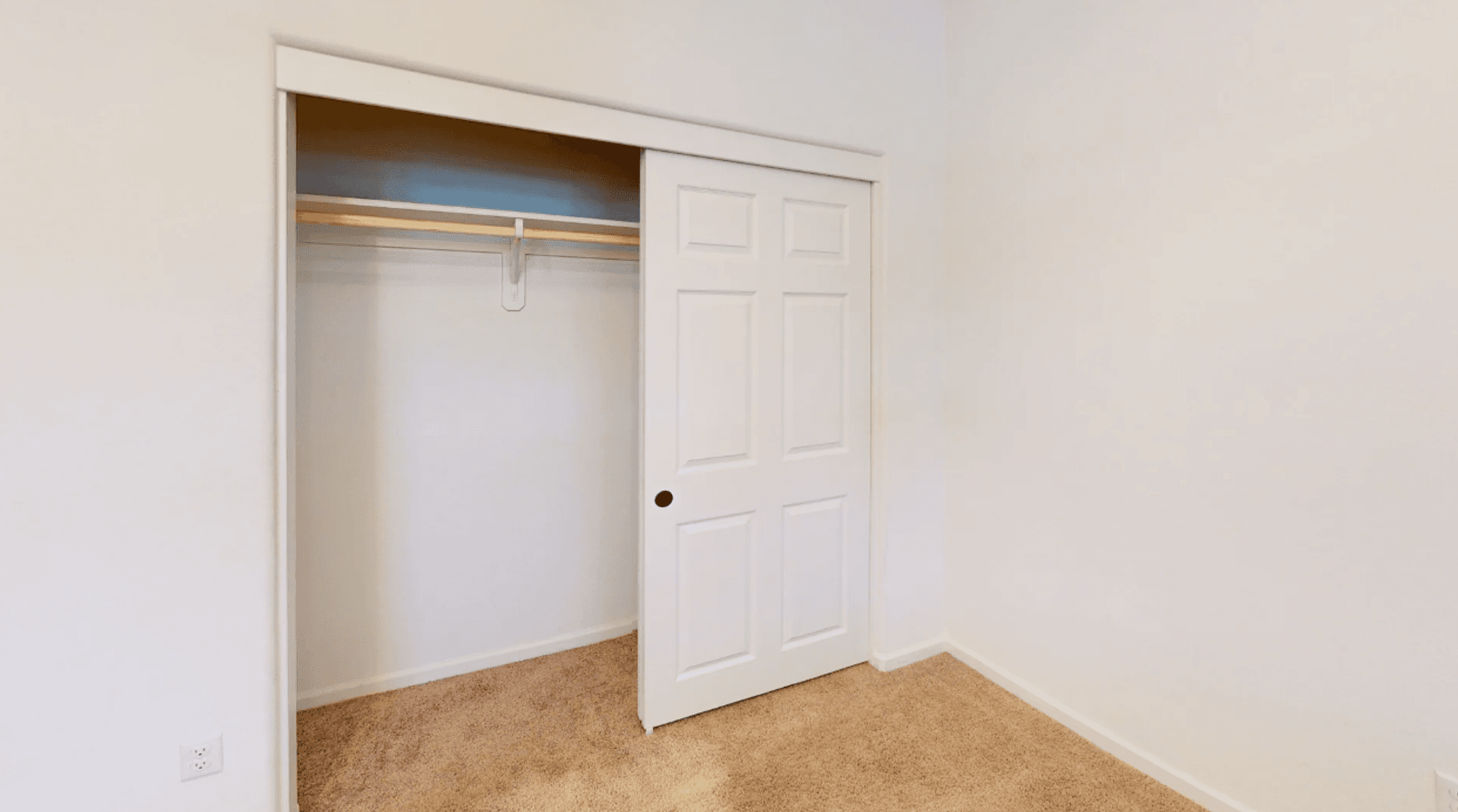 Fresno House: 7399 E Homan Ave