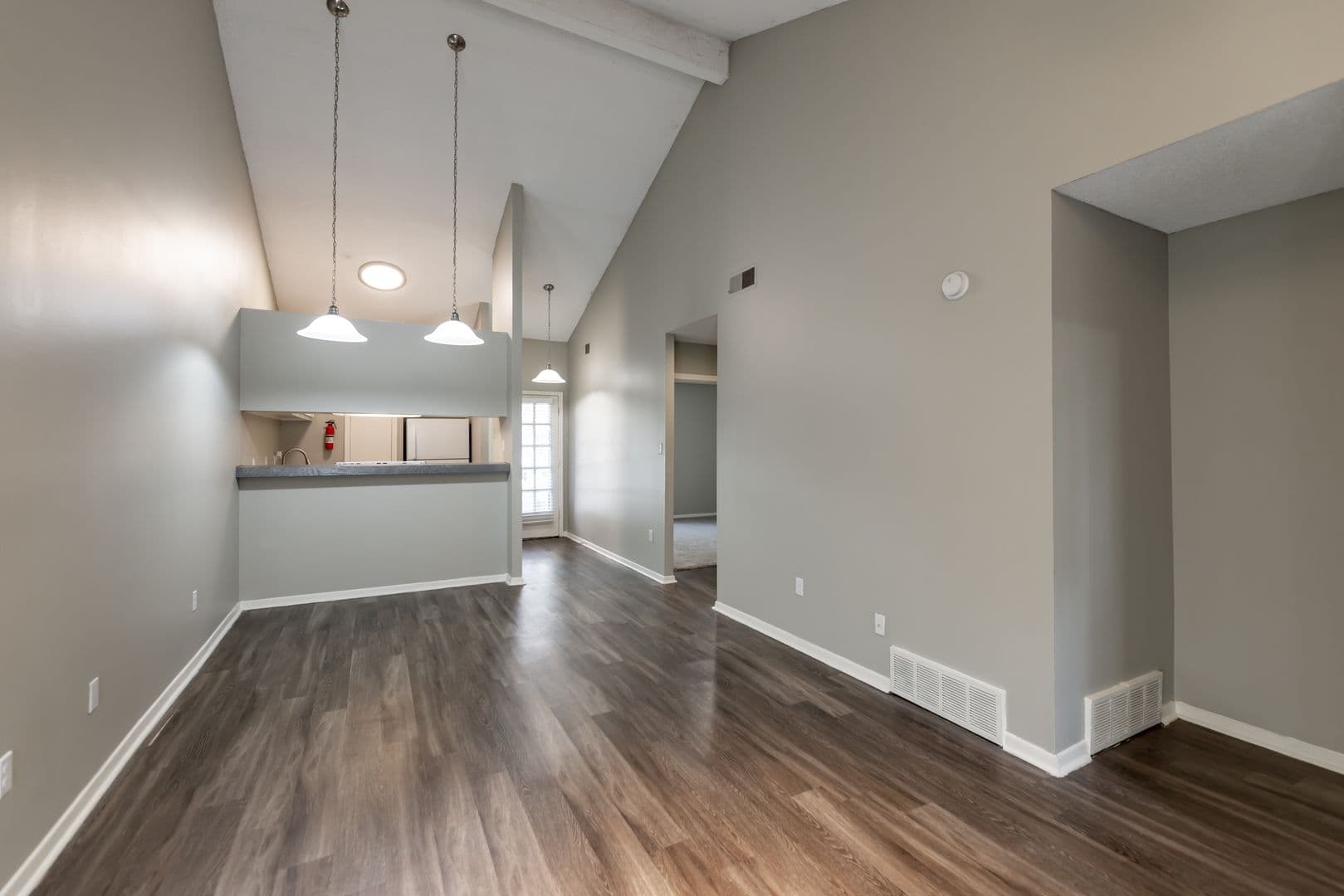 Cordova Apartment: 6977 Amberly Village Dr