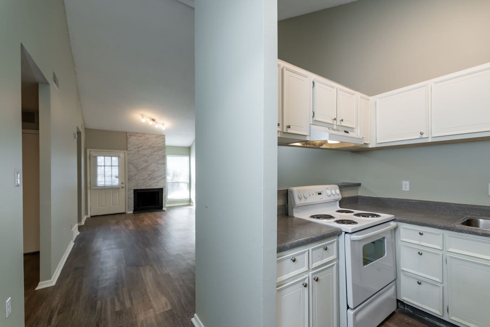 Cordova Apartment: 6977 Amberly Village Dr