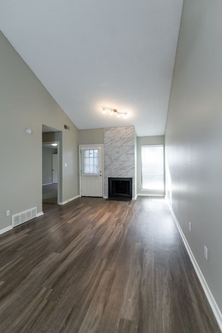 Cordova Apartment: 6977 Amberly Village Dr