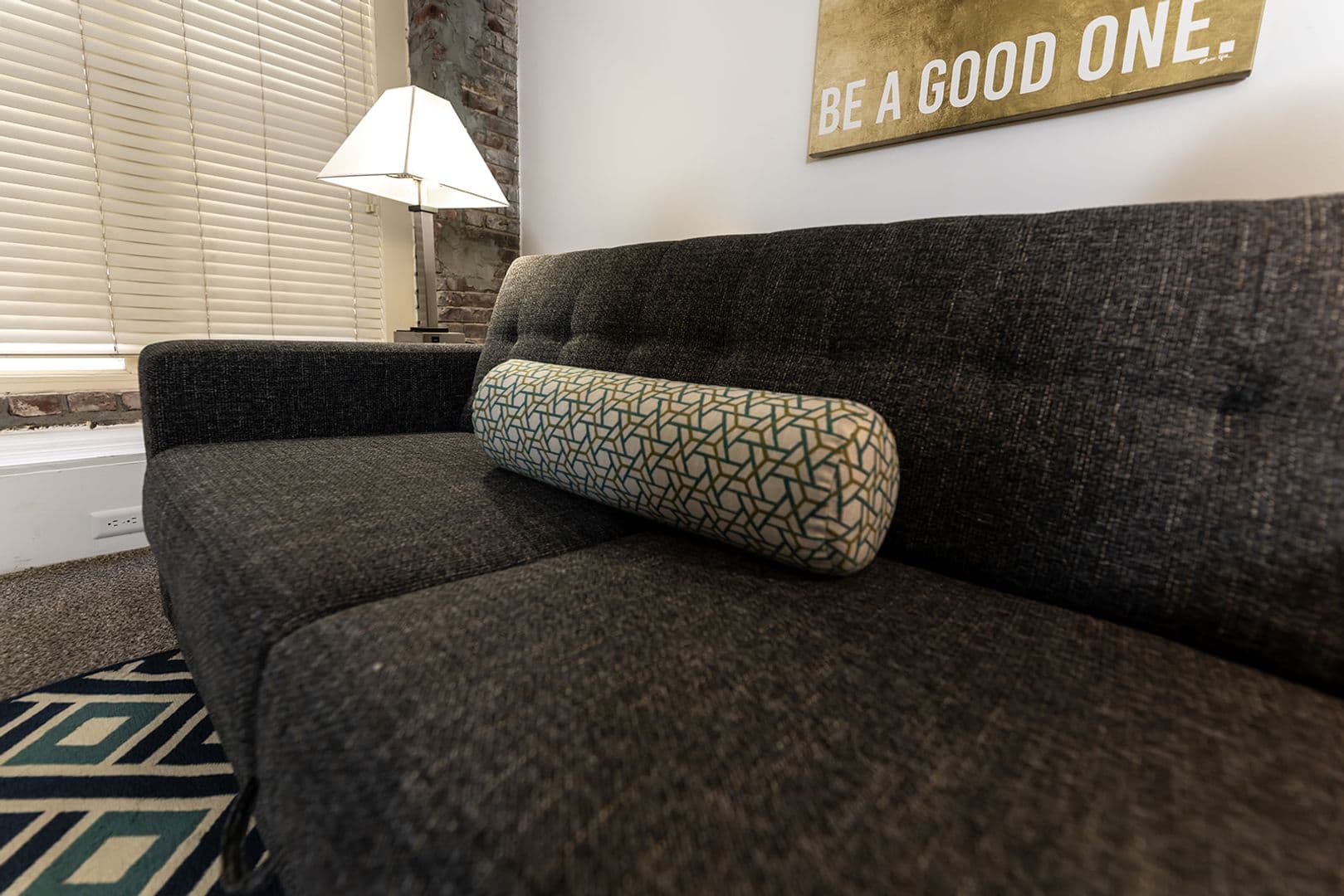 Memphis Apartment: 60 S Main St